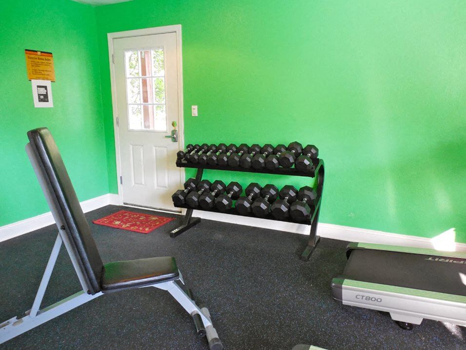 Photos and Video Prairie Walk Apartments in Kansas City, MO